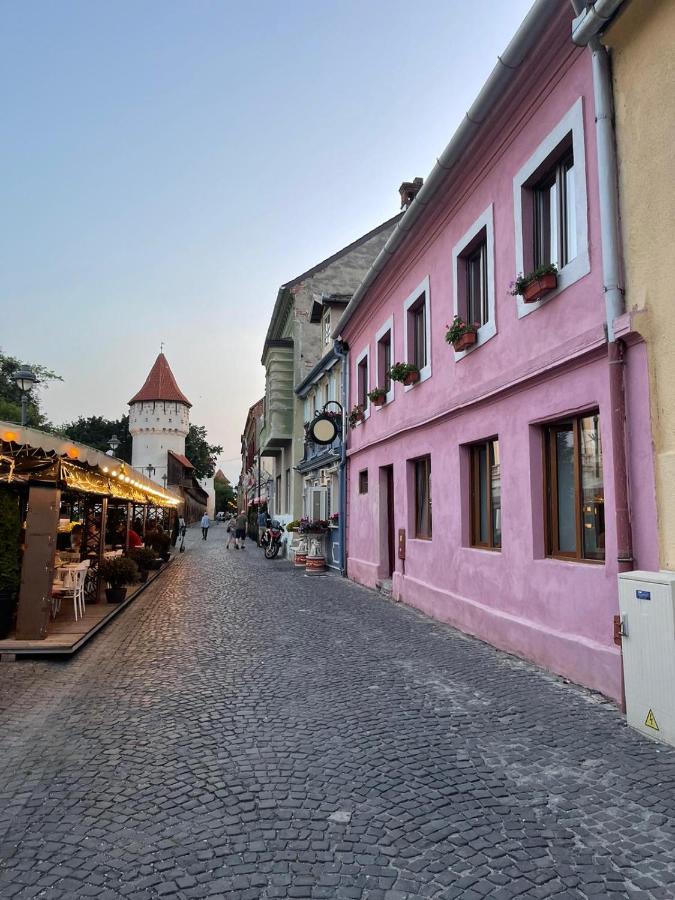 World Studio Africa Sibiu Exterior photo